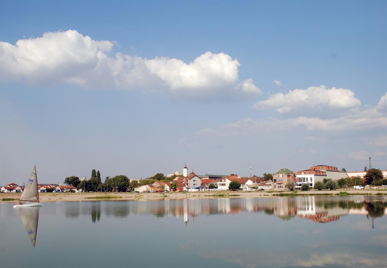 Hotel Aquastar Danube Kladovo Exterior foto